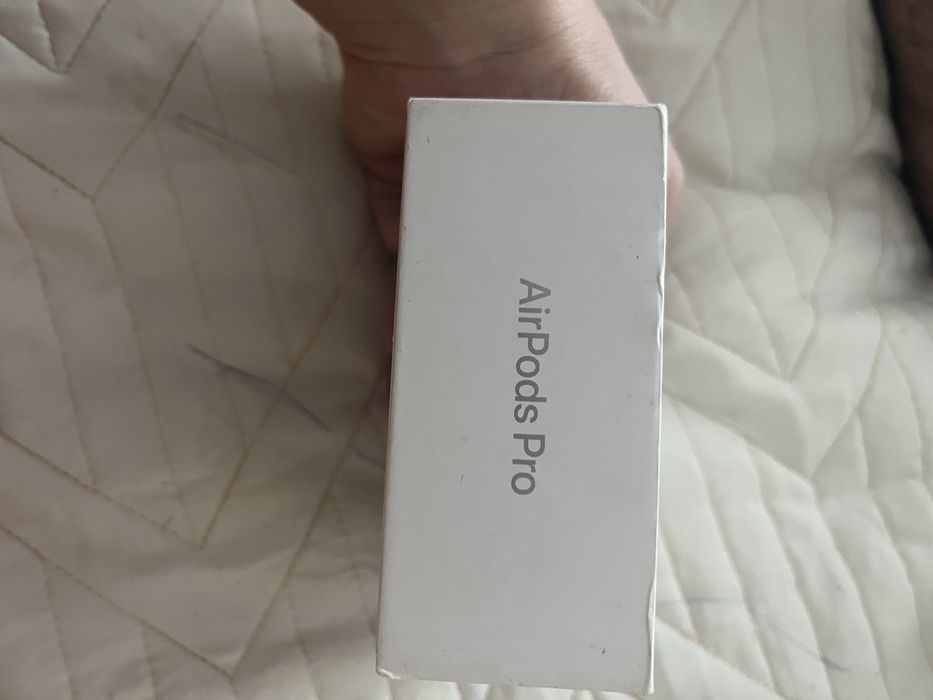 AirPods Pro наушники