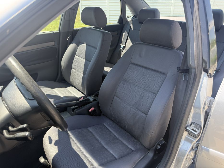 Audi A4 B5 2001 1.6 Benzina