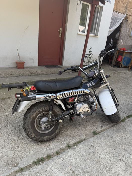 Motocicleta de vanzare