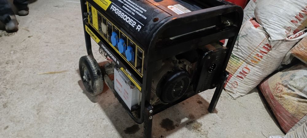 Генератор на 6'5кв