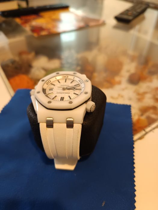 Часовник  42mm "Miyota"8215  бяла керамика