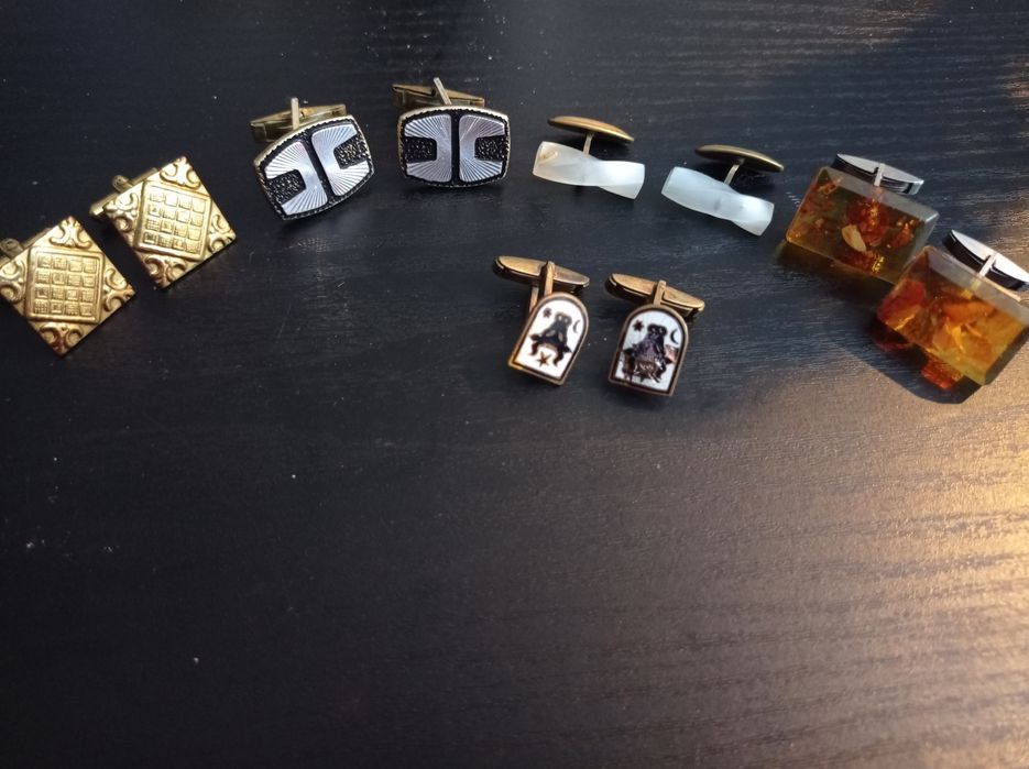 Lot 3 perechi butoni vechi