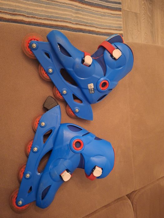 Set role Blue marimea (32-34) cu casca, protectii si geanta transport