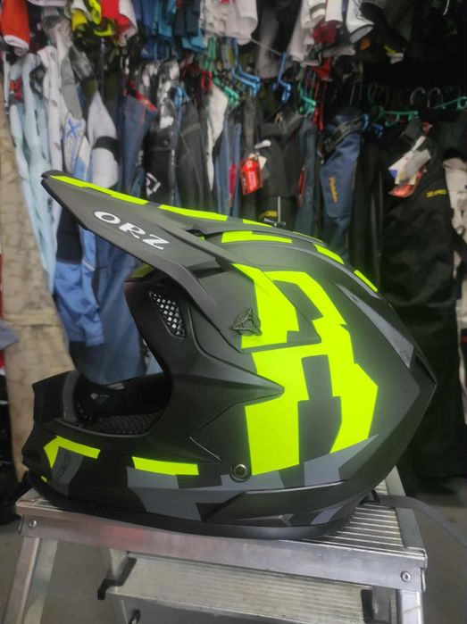 Каска, мотокрос, вело, тротинетка