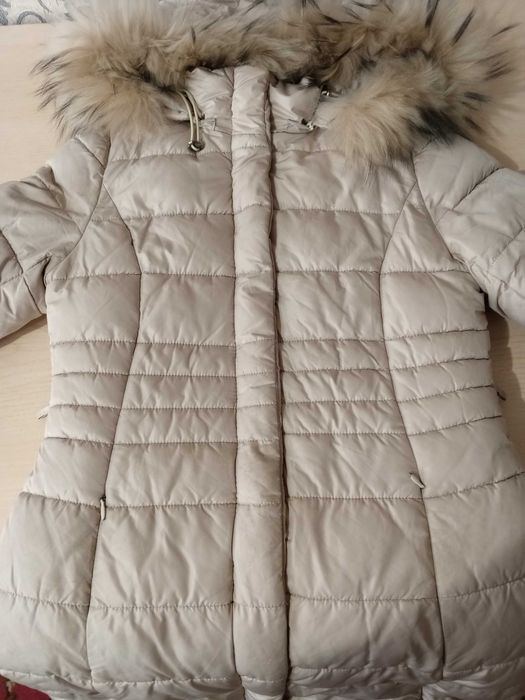 Детский бежевый пуховик