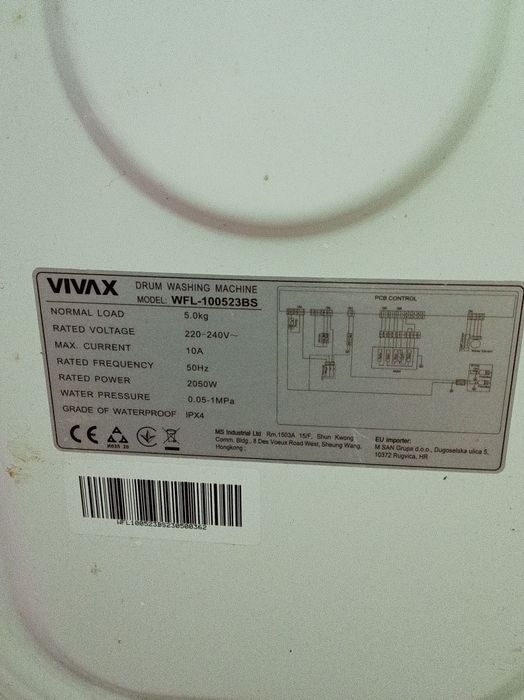 Vând mașina de spălat rufe