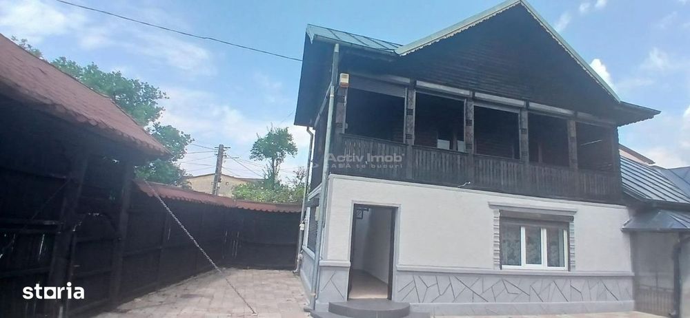 Casa 8 camere de vanzare Valea Voievozilor Targoviste 653mp teren