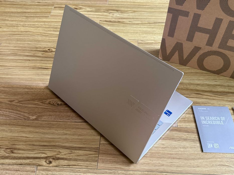 4k OLED Asus Pro 16`Core i7-11370H/RTX 3050/16GB RAM/512GB SSD/550 Nits