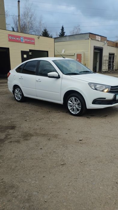 Продам автомобиль Лада гранта