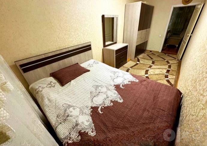 ЦУМ, метро Космонавтов, мебель и техника