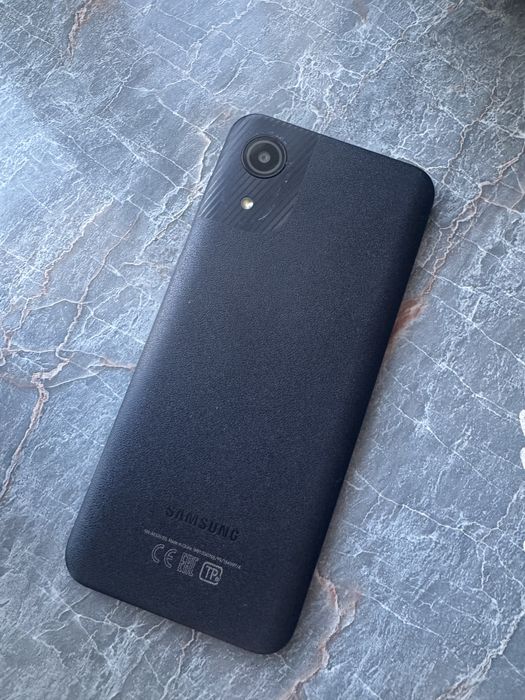 Продам телефон samsung A03 core