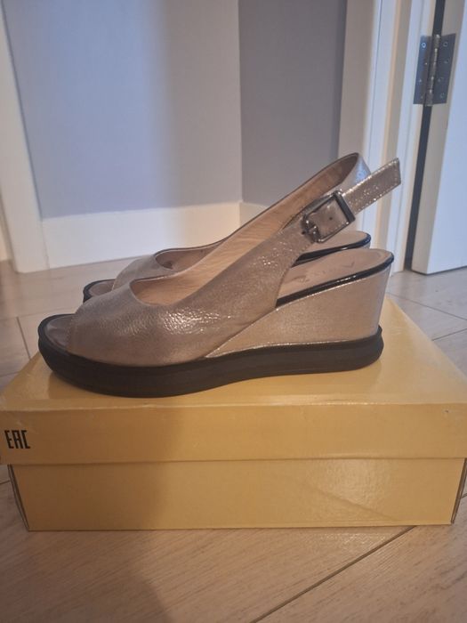 Продам босоножки турецкие