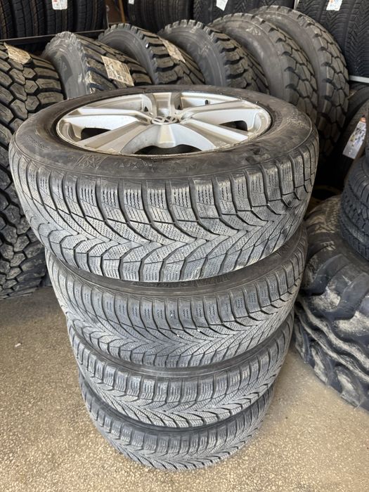 Vând 4 jante cu anvelope 235/55/R17    5x112