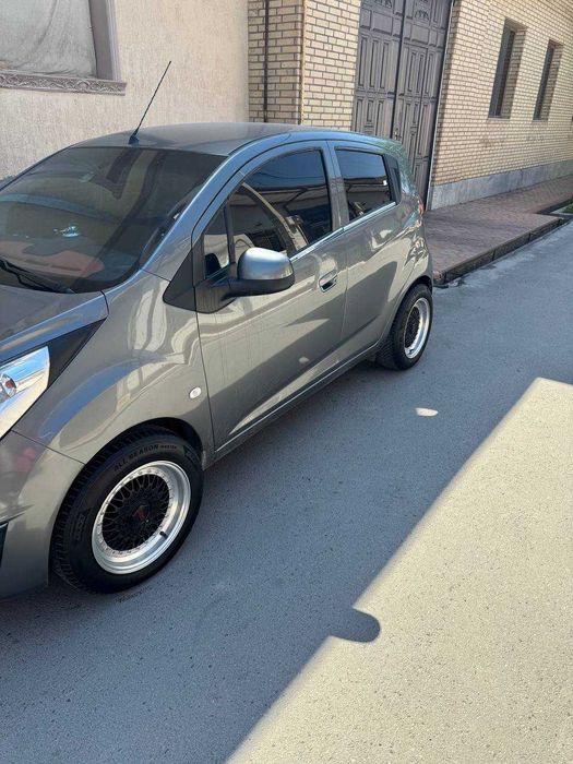 Chevrolet Spark 2017 — 2