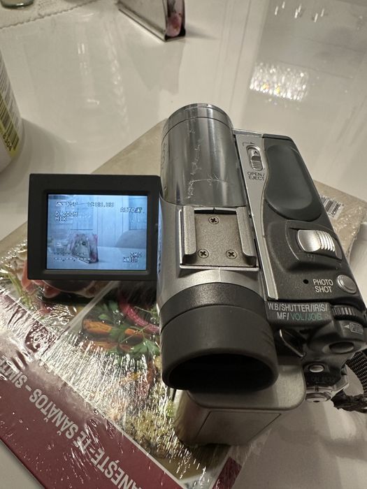 Camera video Panasonic NV-GS3 - MINI DV