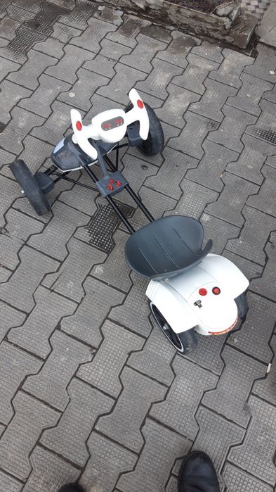 Боллалар гончик мошинаси