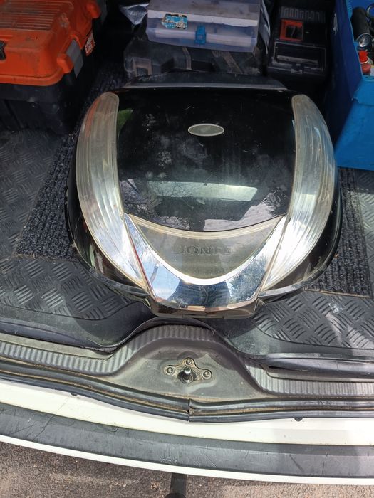 De vanzare topcase honda