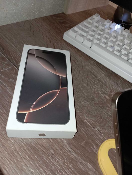 iPhone 16 Pro Max 100% ёмкость аккум. С гарантией.