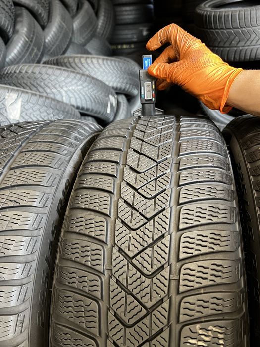 4 anvelope iarna 225/45/19 , Pirelli , RunFlat , 6-6.7 mm !