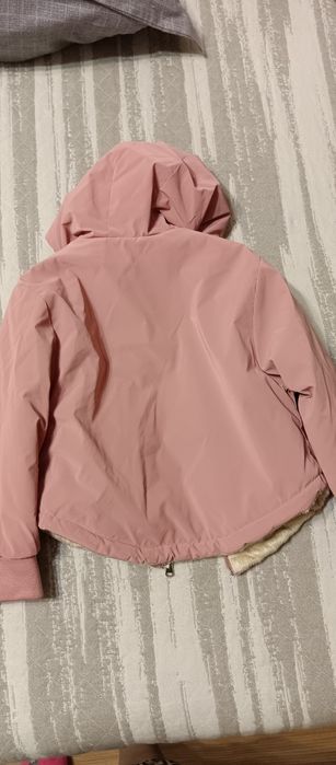 Продам демисезонную куртку