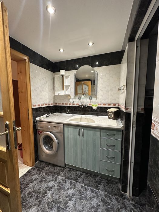 Дава се под наем Етаж от къща в Асеновград - 120 кв.м за 357 € - Снимка #3