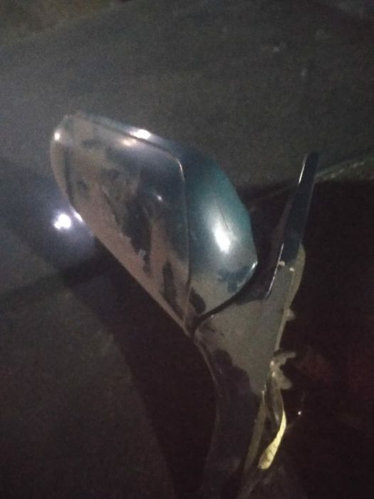 Продам капот Мазда переходка