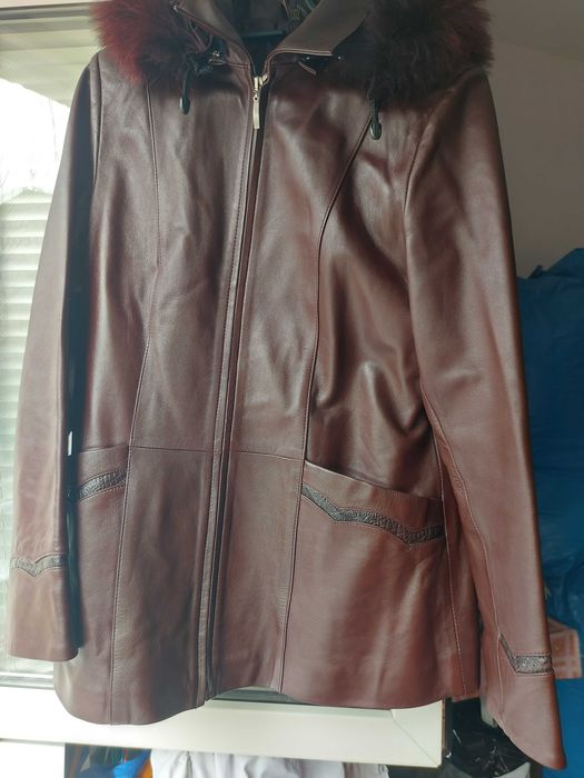 Jacheta/haina din piele pentru dama eleganta