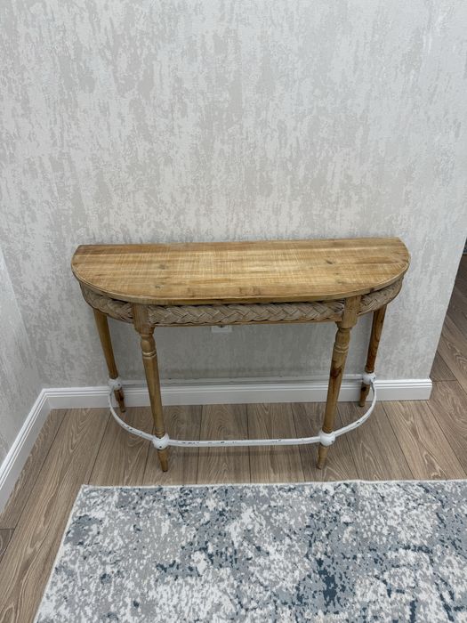 Мебель Полукруглая консоль Ashley