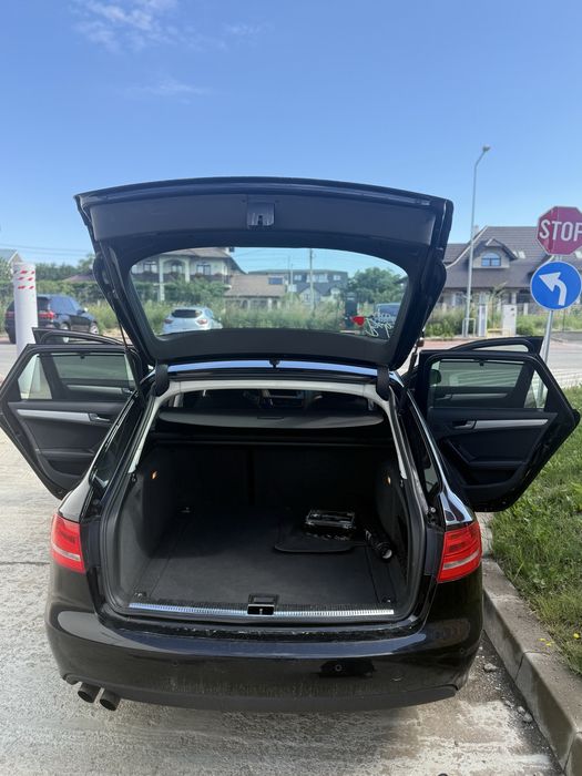 AUDI A8 2010 — imagine 5