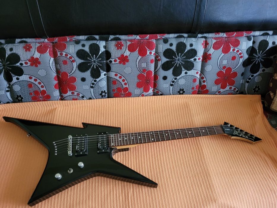 Chitara Electrica Metal B.C. Rich Ironbird 1