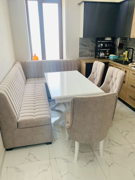 кухонный уголок. уголок в кухню. диван на кухню