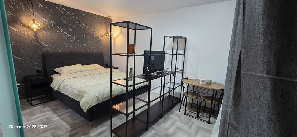 Garsoniera 1Mai, Ciuperca