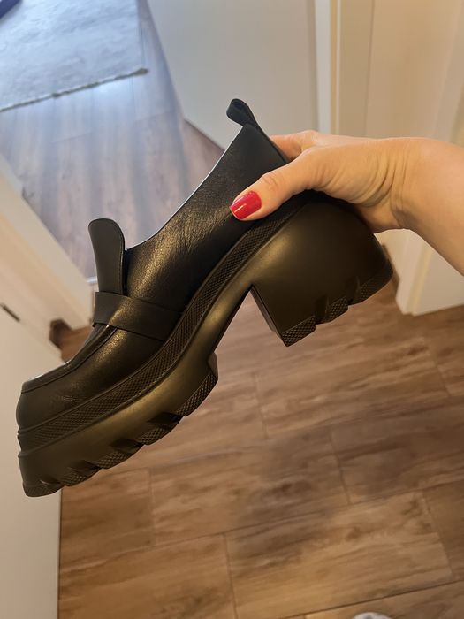 Pantofi Musette purtati foarte putin