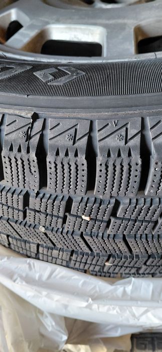 Срочно продам 205/65/15