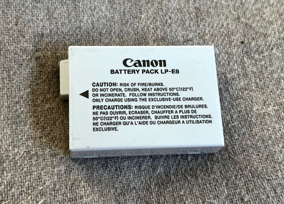 Canon LP-E8 acumulator original 7.2V 1120mAh Li-Ion stare bună