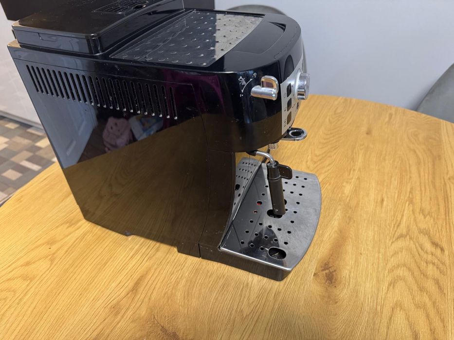 Кафеавтомат Delonghi Magnifica S