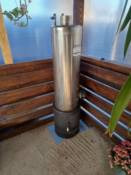 Vând boiler electric și pe lemne