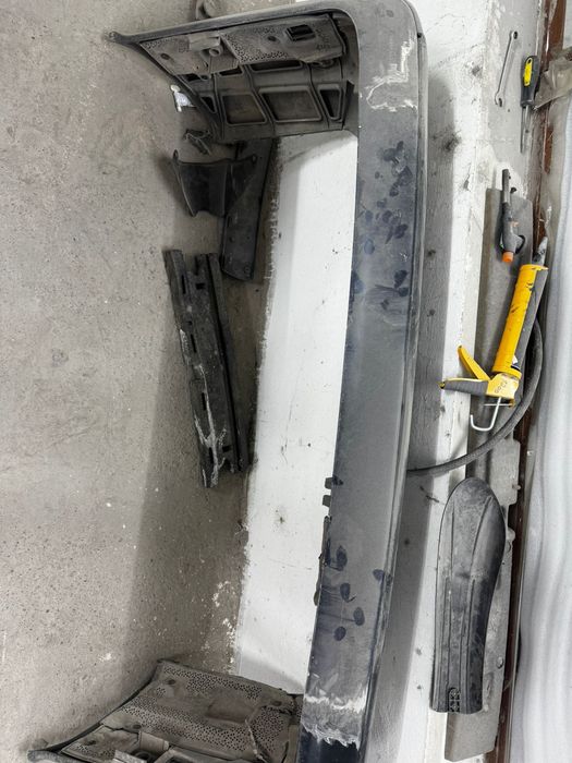 Продам бампер от BMW E34