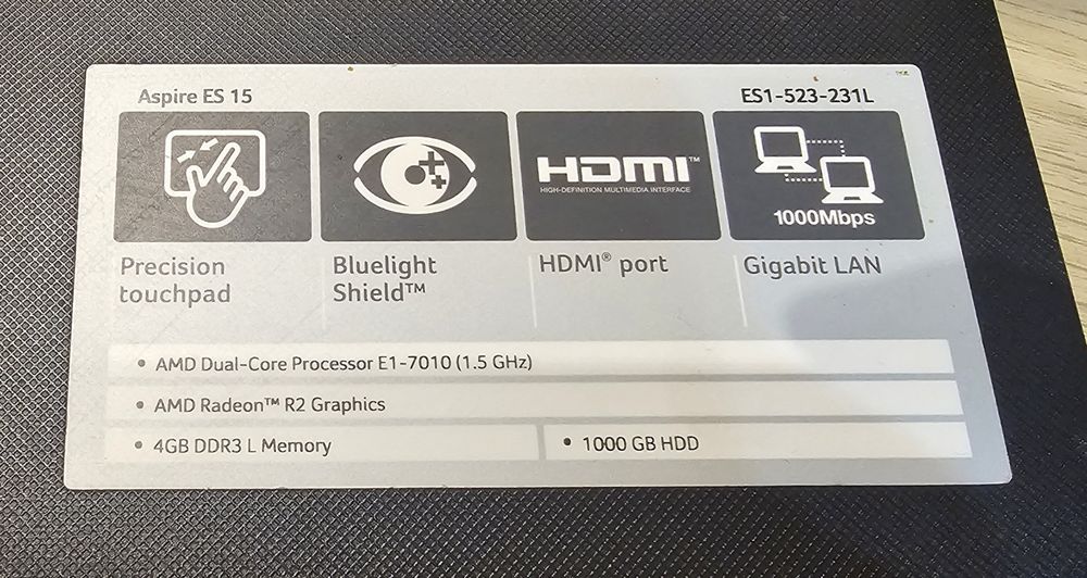 Лаптоп Acer ES1-523-231L