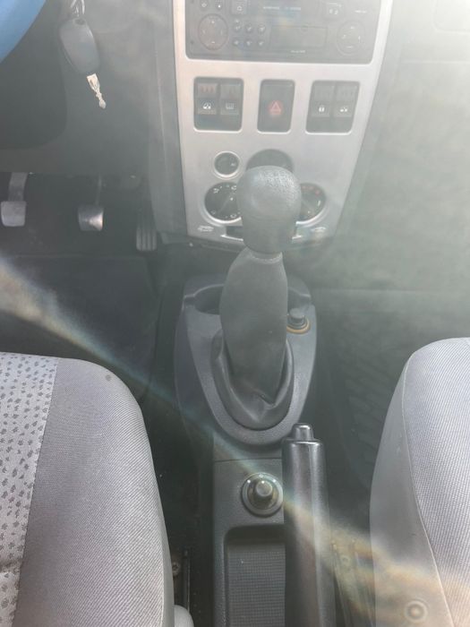 Dacia Logan 1.6 mpi