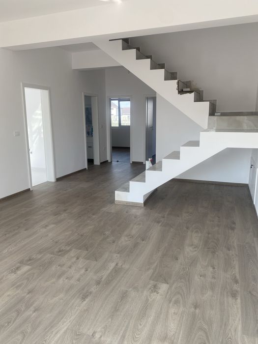 Casa individuala, curte proprie, zona linistita