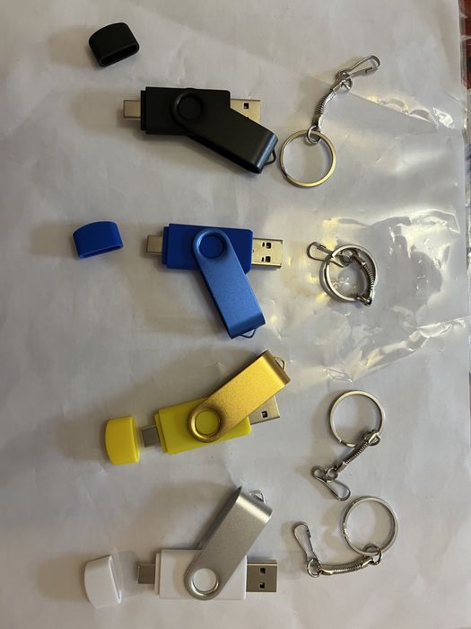 Флашка 4 Гб - нова