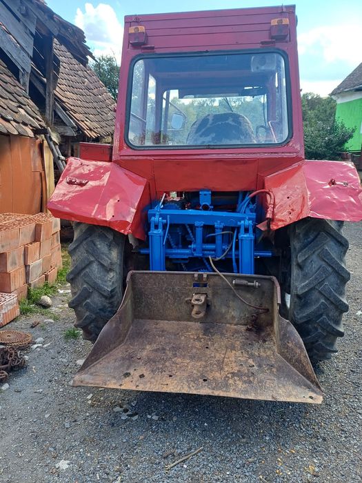 Vand tractor UTB 445 4x4