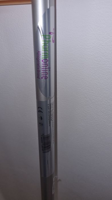 Vând cârja subaxila din aluminiu