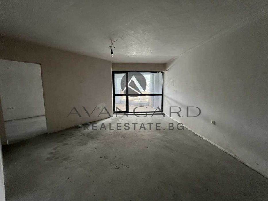 Продава се Двустаен апартамент в Пловдив, Христо Смирненски - 95 кв.м за 1995 €/кв.м - Снимка #2