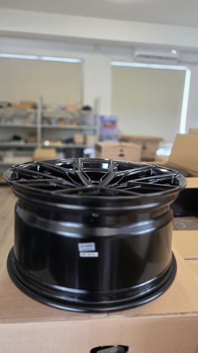 Jante Flow Forged R19 Forzza Gravity pt Audi A4 A5 A6 A7 A8 Mercedes