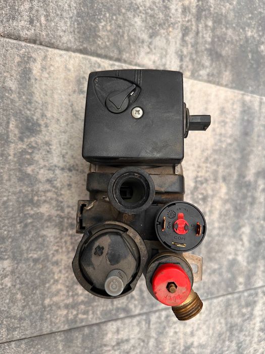 Pompa Grundfos UPS 15-50 A0/FX3FPL