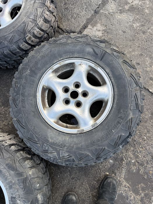 Roti MT  265 - 75 R16  Kumho Road Verture MT