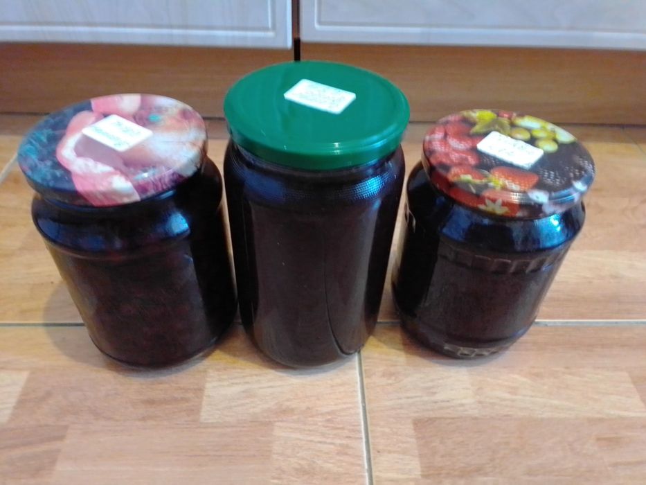 Варенье  разное.