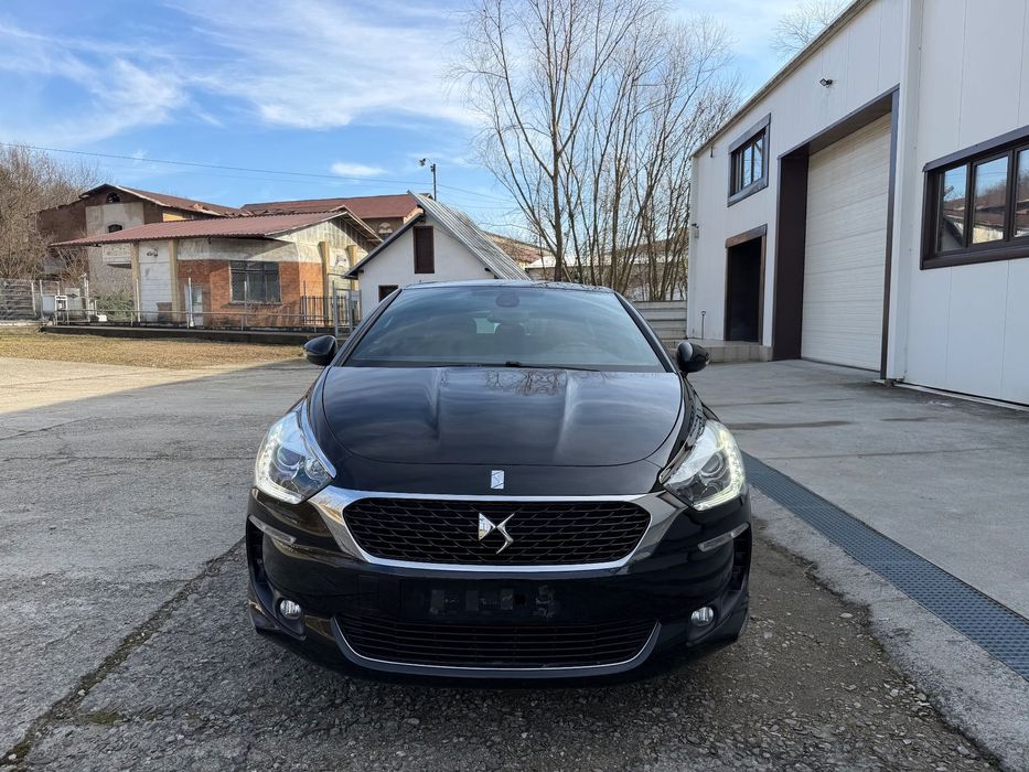 DS Automobiles DS 5
